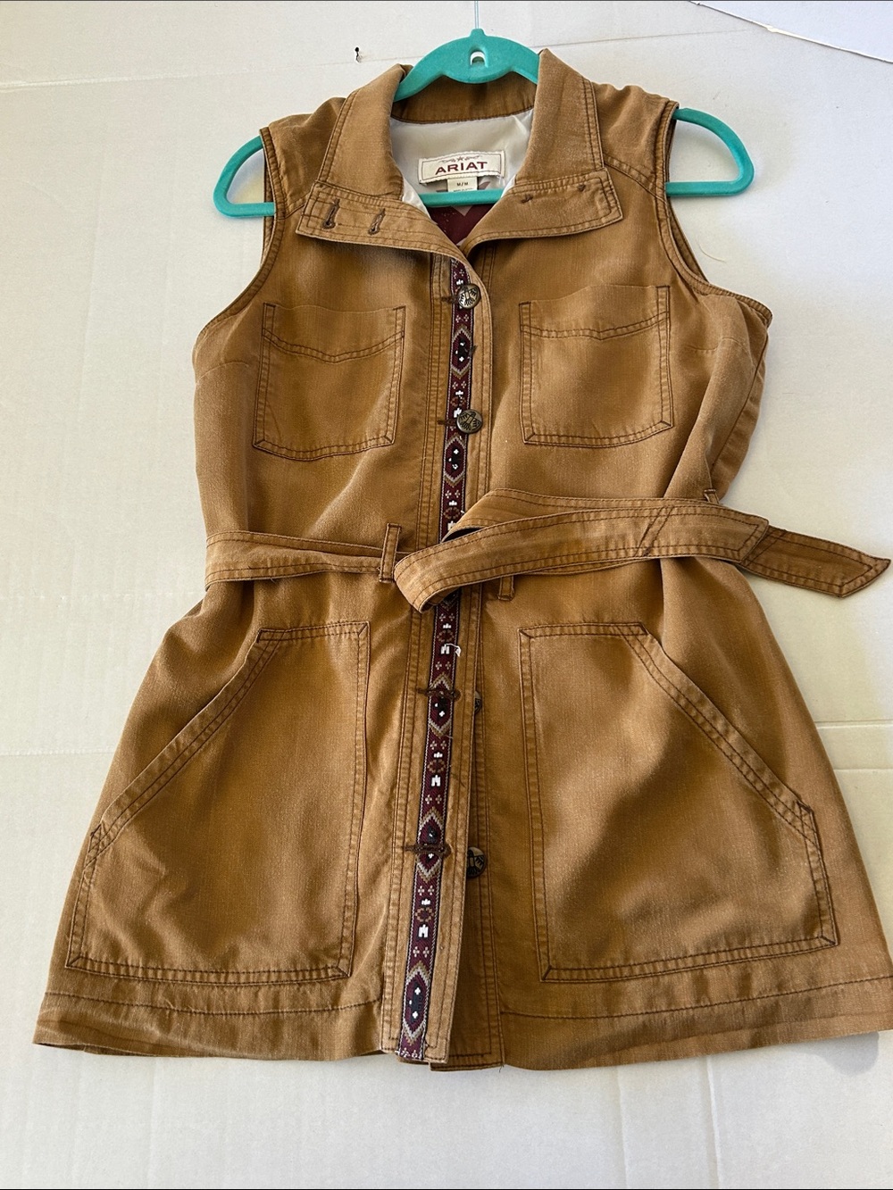 ARIAT BROWN WESTERN FIRST RODIO VEST FEATURING EMBROIDERED AZTEC  TRIM SZ M